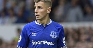 Челси се насочи към Дин