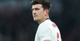  Саутгейт: Магуайър се представя на високо ниво