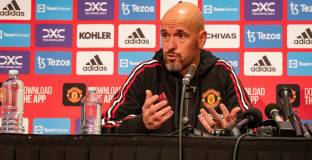     Тен Хаг разкритикува предсрочно напусналите мача с Райо Валекано