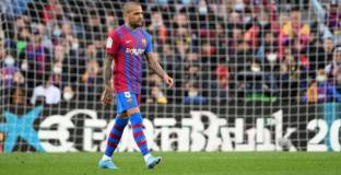 Алвеш: Ще се борим да върнем Барса на мястото, което заслужава