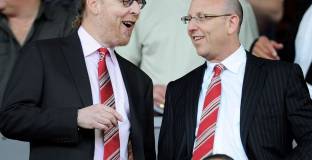 Глейзър увери, че дългът няма да попречи на трансферите