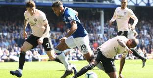 Йънг: Лошо е, щом нанесохме първия удар в края на втората част