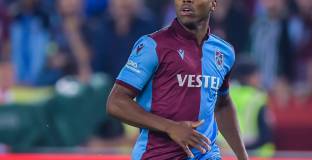 Стъридж преговаря с Беневенто