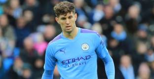 Мърсън посъветва Челси да купи Стоунс