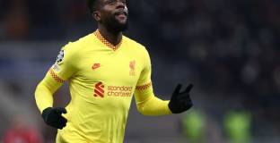  Милан може да привлече Ориги 