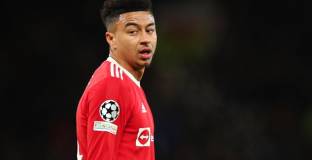  Нюкасъл и Уест Хем се сражават за Лингард