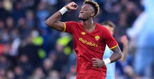 Моуриньо е готов да пусне Ейбрахам обратно във ВЛ