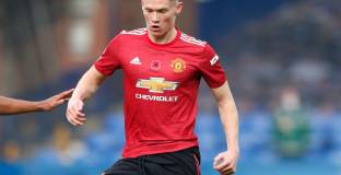 Мактоминей: Няма място за паника