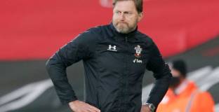 Хазенхютъл: Играчите на Ман Юнайтед празнуваха като за титла