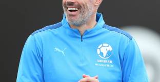 Карагър продължи престрелката си със Солскяер