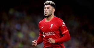 Окслейд-Чембърлейн се контузи 