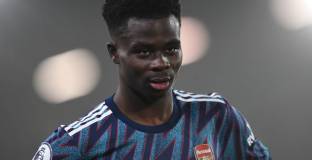 Сака може да не приеме нов договор, ако Арсенал остане без ШЛ