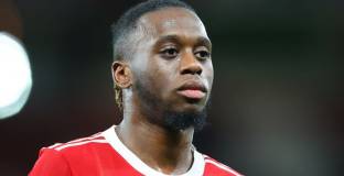   Рома се отказа от Уан-Бисака