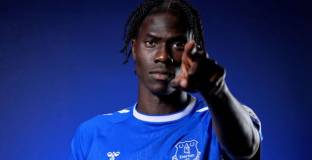 Евертън обяви трансфера на Онана 