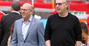  Продажбата на Ман Юнайтед може да бъде отложена 