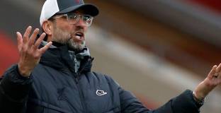 Ръководството на Ливърпул запазва доверието си в Клоп 