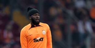 Извадиха Ндомбеле от състава на Галатасарай заради теглото