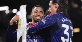 Арсенал се завърна на победния път (видео)