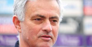 Играчи на Тотнъм празнували уволнението а Моуриньо