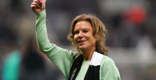  Стейвли обясни защо саудитците са купили Нюкасъл