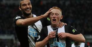 Мати Лонгстаф получава в Нюкасъл по 850 паунда на седмица