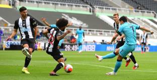 Нюкасъл - Тотнъм 1:3 