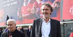  Сър Джим Радклиф няма да плати „безумна цена“ за Манчестър Юнайтед