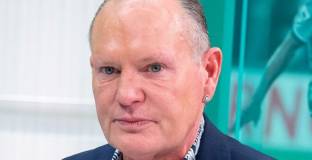 Гаскойн за обвиненията: Целуваха ме 20 години