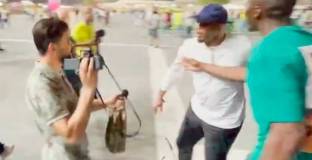 Алжирски фен обвини Ето'О за побоя