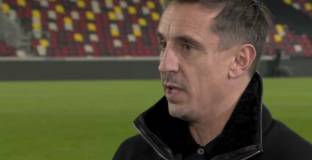 Невил: Челси може да спечели титлата