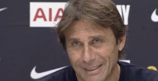 Конте назова Ман Юнайтед 