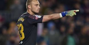 Барселона обяви продажбата на Силесен на Валенсия