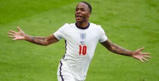 Сити постави Стърлинг за продажба