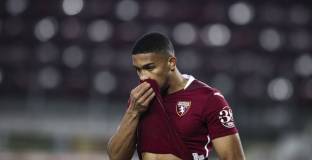 Защитник на Торино стана цел номер едно на Ливърпул