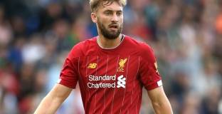 Ливърпул отхвърли две оферти за Филипс