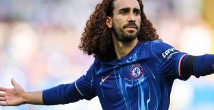 Челси на полуфинал след загуба