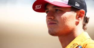 Норис: Направих грешното нещо в първия завой