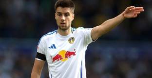 Милан и Лийдс не се победиха в контрола, Груев блесна с асистенция