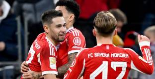 Байерн пречупи Санкт Паули с 2 гола в добавеното време (видео)