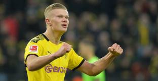 Бащата на Холанд: Синът ми не мисли за други клубове