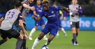 Карагър атакува Сари заради Хъдсън-Одой