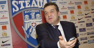 Бекали: Футболистите ми правят прекалено много секс