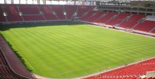 Олимпиакос и Звезда преследват Лига Европа