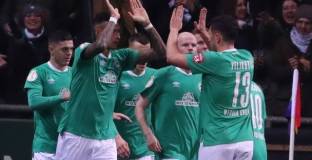 Холанд отново бележи, но този път Дортмунд се провали