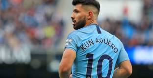 Гуардиола иска от Агуеро да тренира по време на паузата