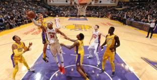 Детройт Пистънс - ЛА Лейкърс 93:113 