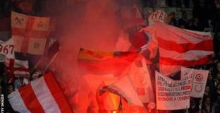 Прекратиха мач заради хомофобни викове