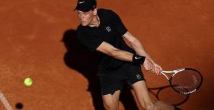 Синер е на финал в Рим след успех над Том Пол