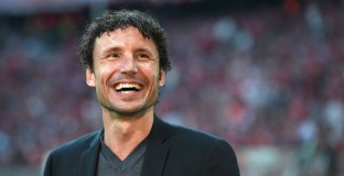 Ван Марвайк: Ван Бомел няма да работи в Байерн 