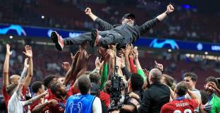 Висшата лига планирала да връчи Купата на Ливърпул на 21 март